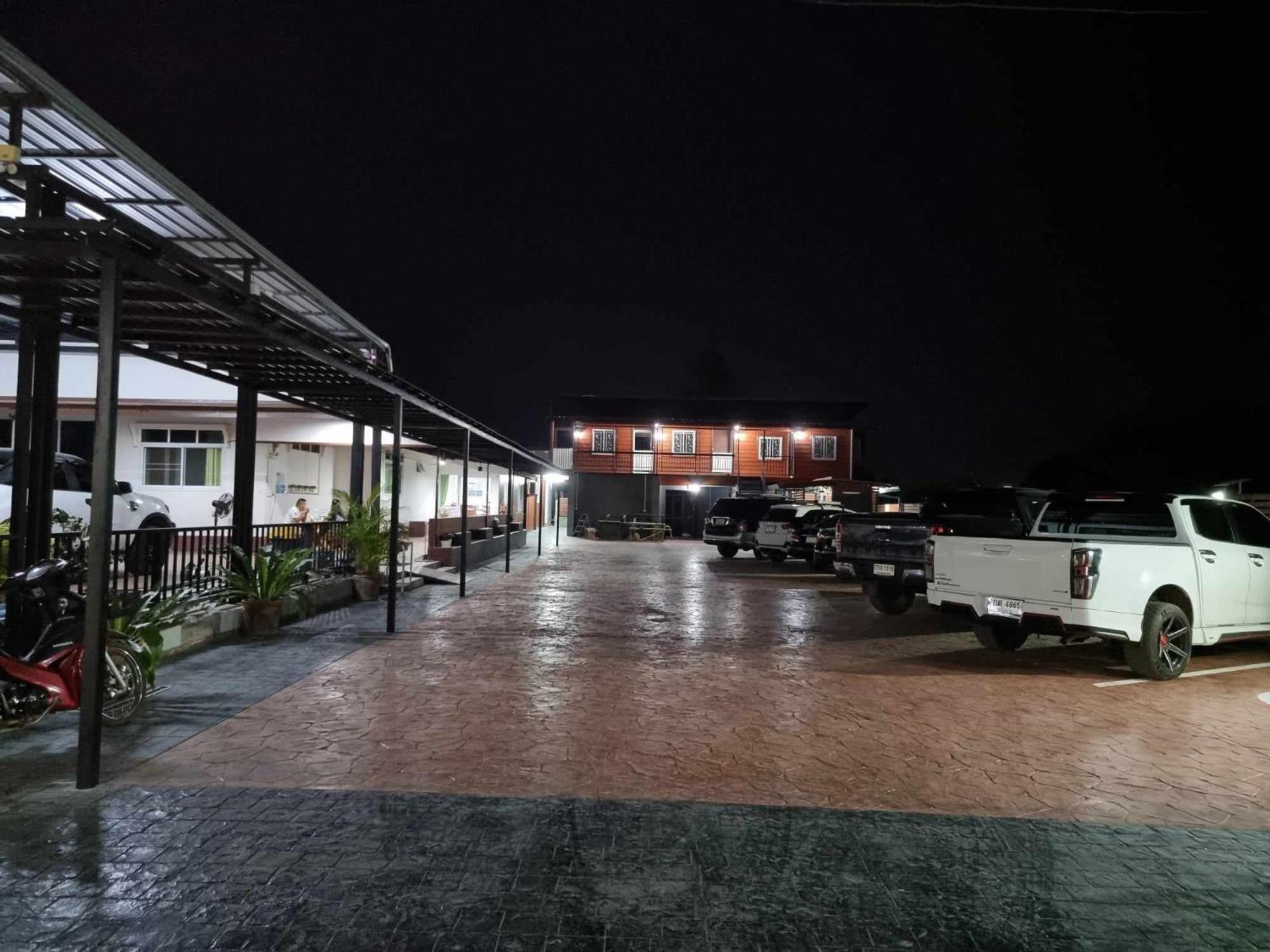 Baan Sabaijai Resort That Phanom Экстерьер фото