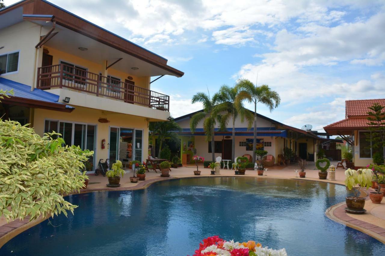Baan Sabaijai Resort That Phanom Экстерьер фото